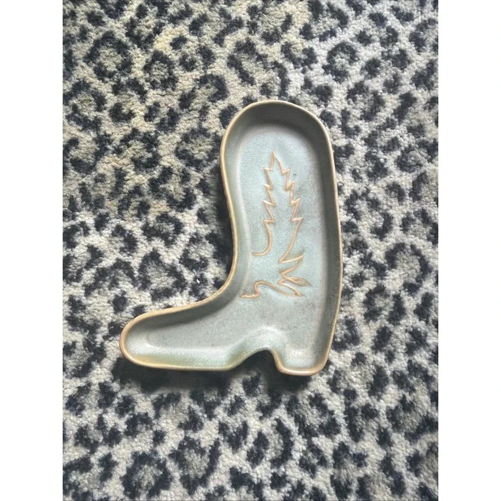 Cute VTG Green (crazing) 7